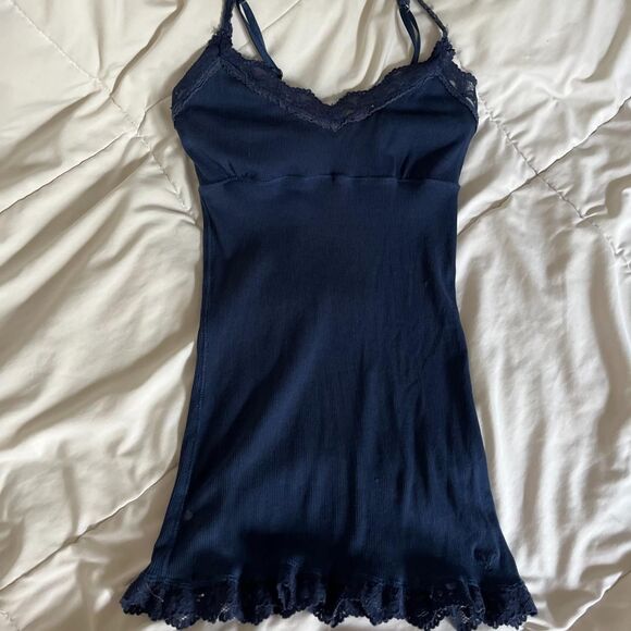 Vintage Y2K Navy Blue Lace Cami Tank Top from American Eagle Outfitters Size XS - Picture 1 of 6